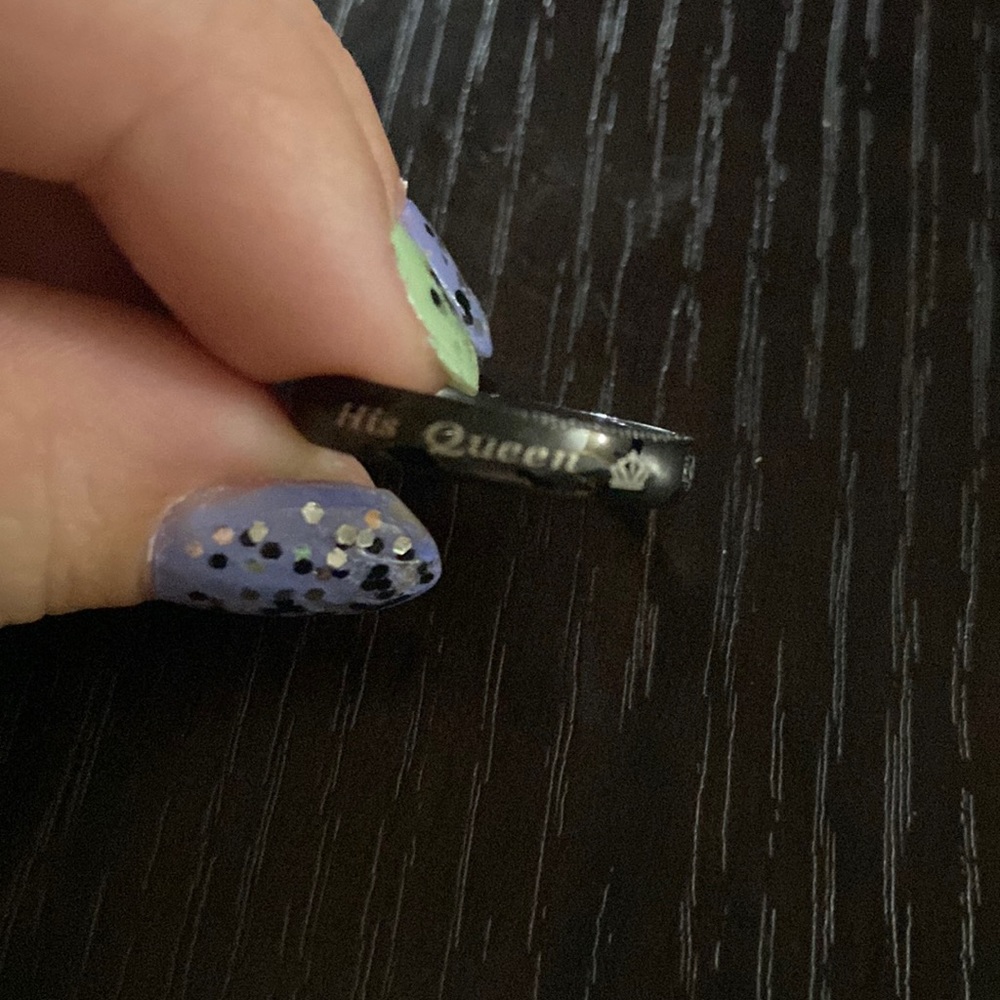 “His Queen” ring